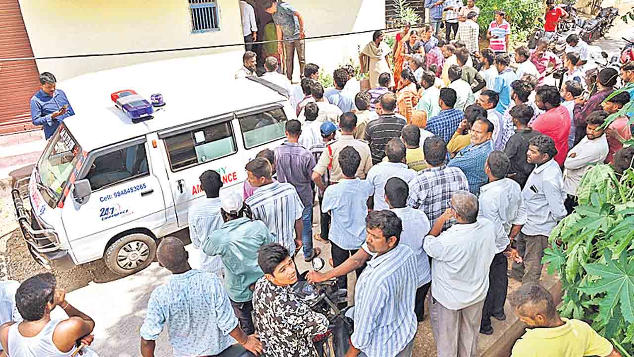 నల్లగొండలో కలకలం..!