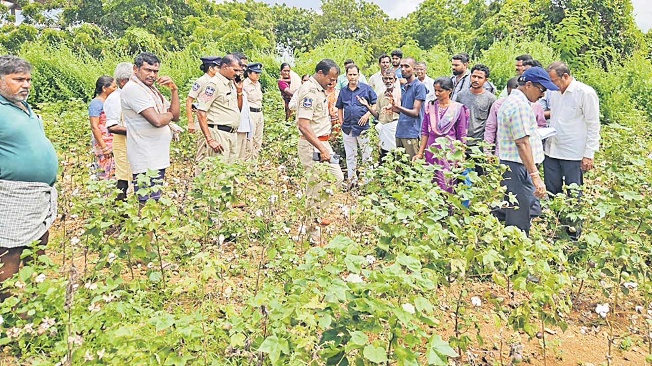 మా పొట్ట కొట్టొద్దు..!