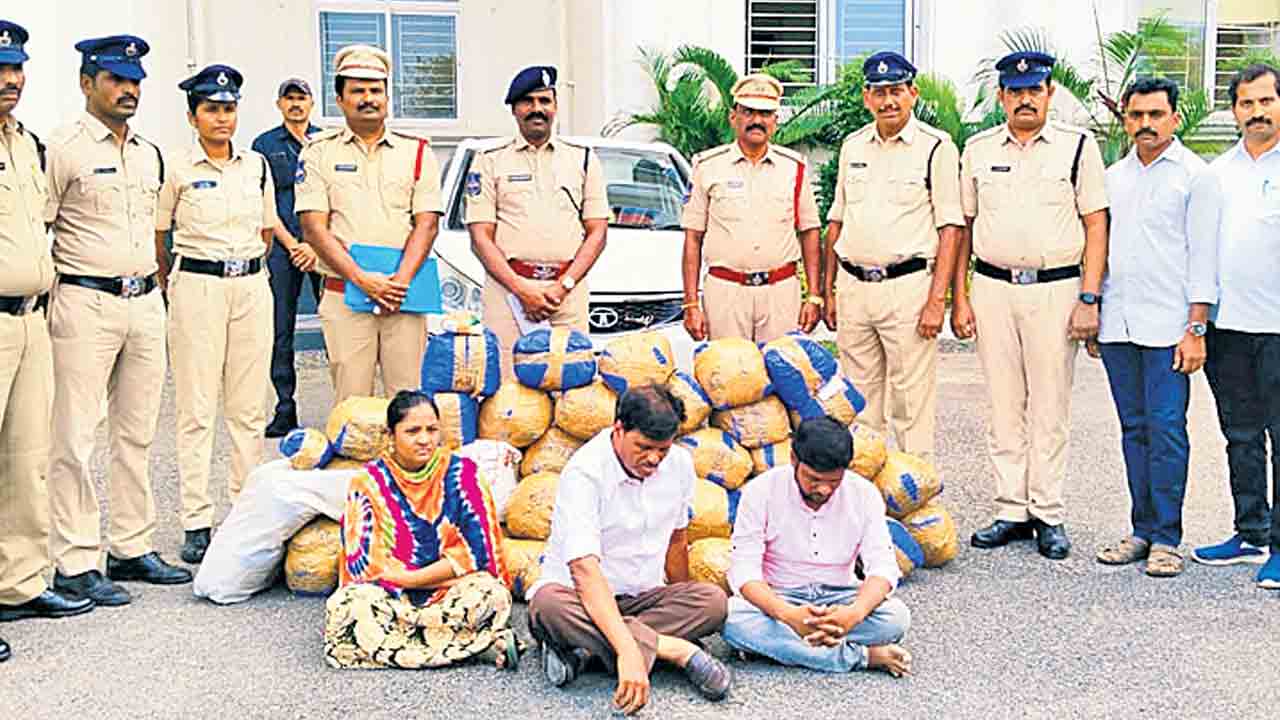 రూ.60 లక్షల గంజాయి పట్టివేత