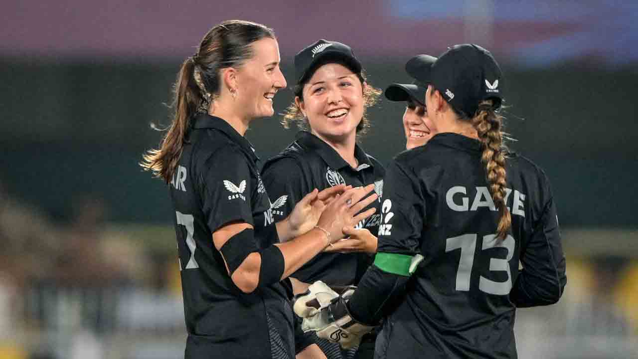 కివీస్‌ బోణీ బంగ్లాపై ఘన విజయం