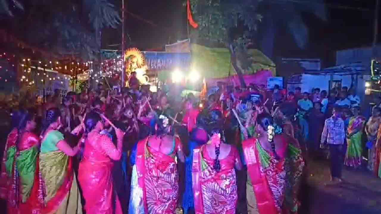 Peddapalli | వైభవోపేతంగా దుర్గామాత నిమజ్జనోత్సవం.. ఆట పాటలతో అమ్మవారిని సాగనంపిన భక్తజనం