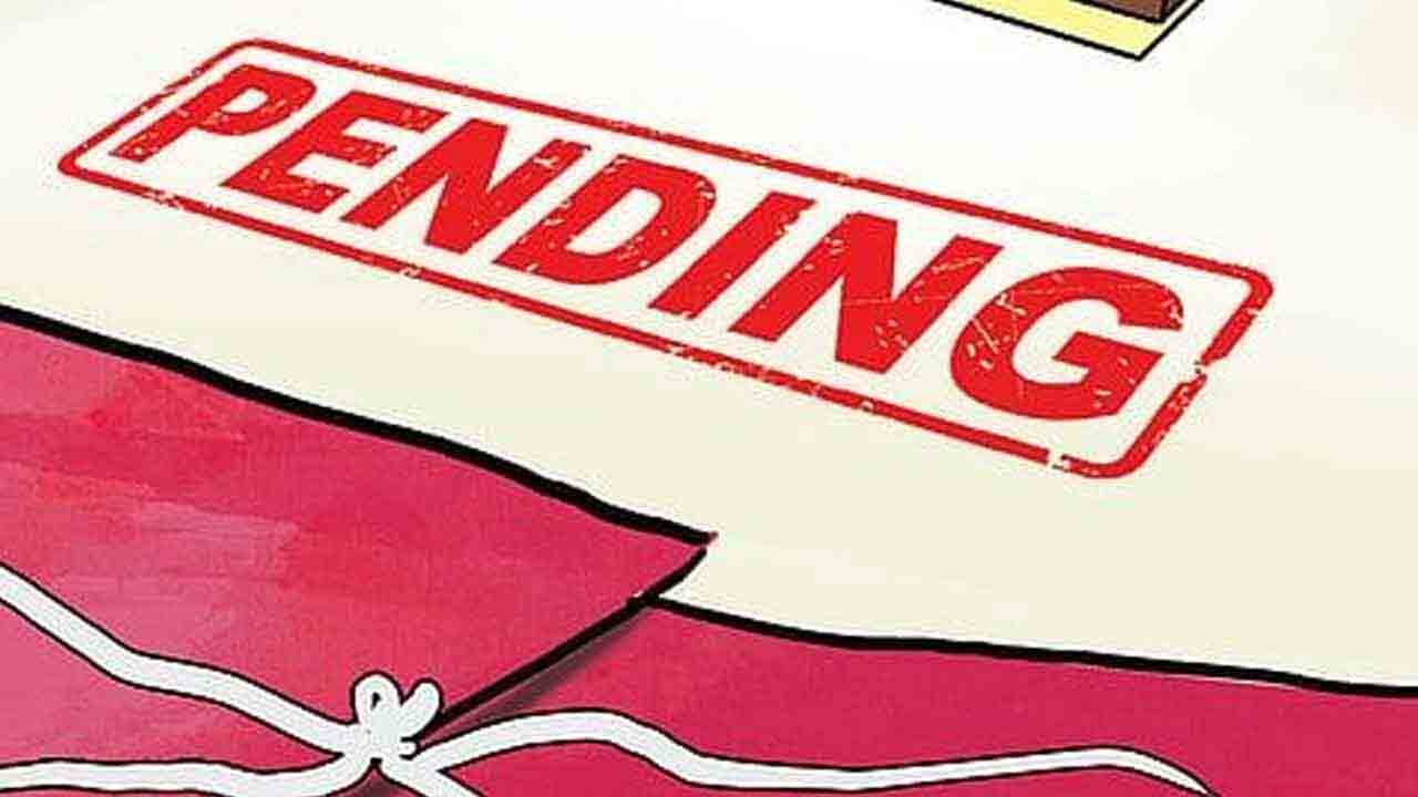 పెండింగ్‌ బిల్లుల కోసం సిఫారసు చేయండి.. డీజీపీకి సర్పంచుల సంఘం వినతి