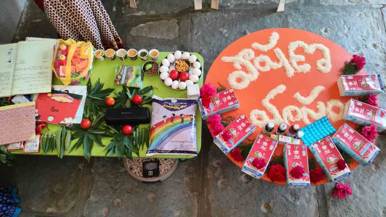 Poshana Masam | ఆకుకూరలు, పండ్లలో అనేక పోషక విలువలు.. అంగన్‌వాడీ కేంద్రాల్లో పోషకాహార మాసోత్సవాలు