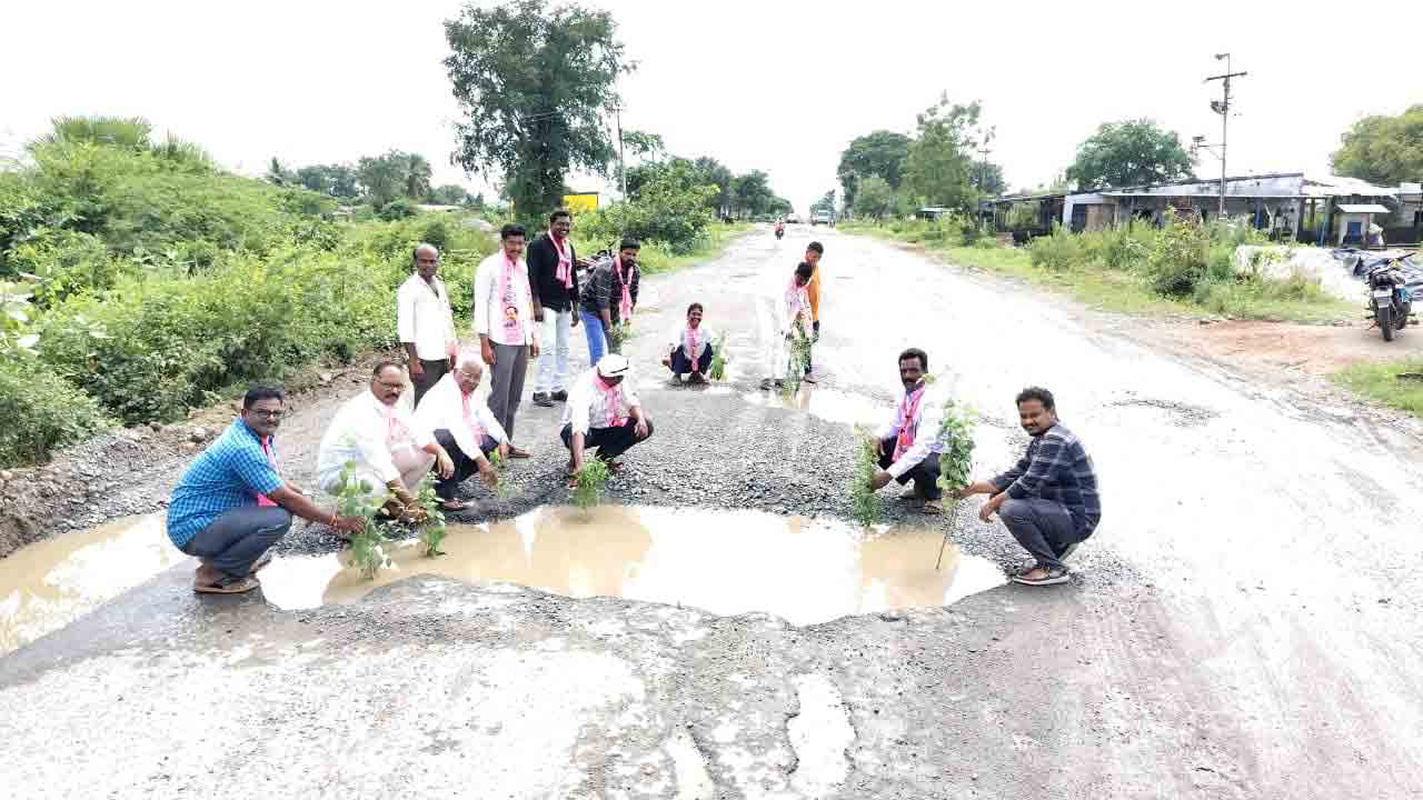 దారుణ ‘దారులు’!