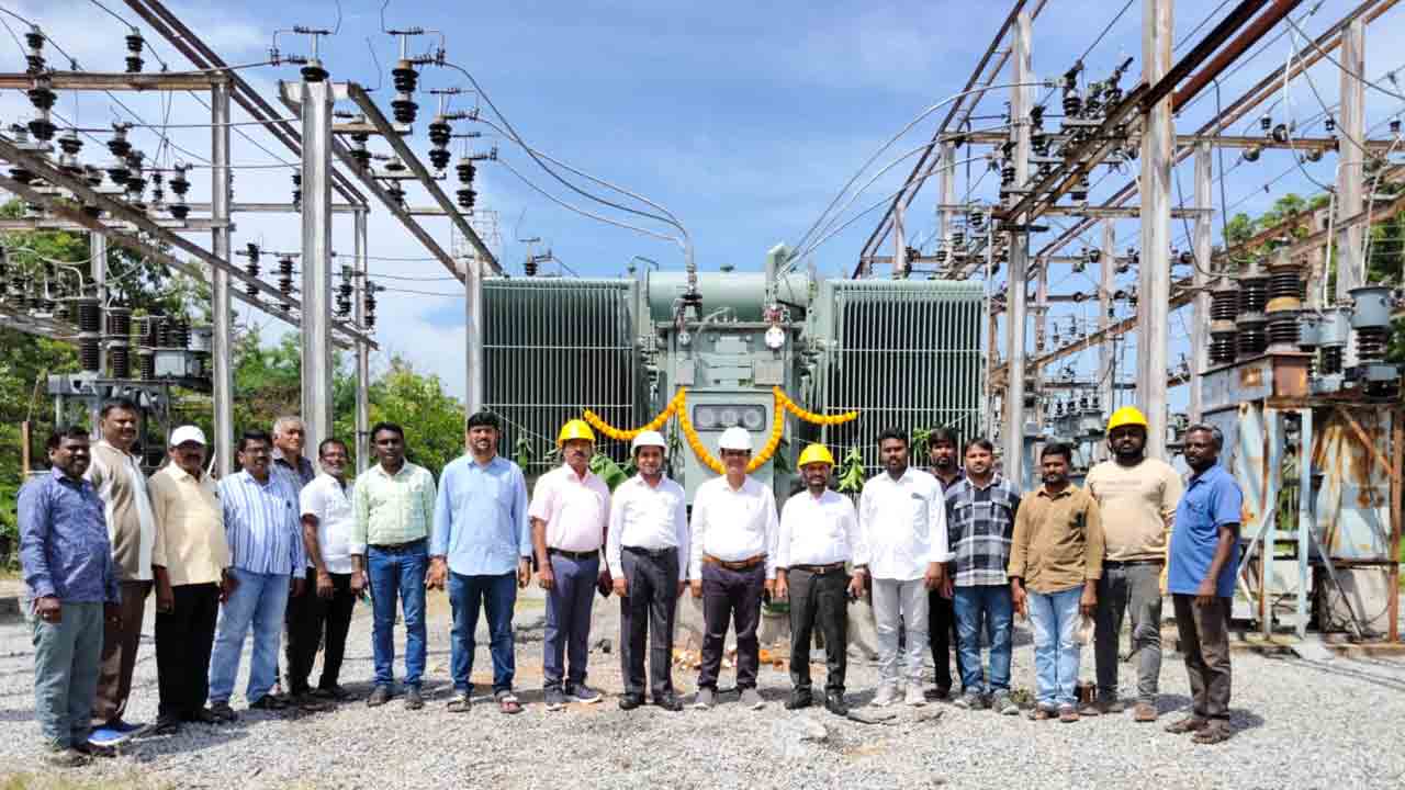 Power Transformer | కొత్త పవర్ ట్రాన్స్‌ఫార్మర్‌తో సమర్థవంతంగా విద్యుత్ సరఫరా : డీఈ లక్ష్మీ నారాయణ రెడ్డి