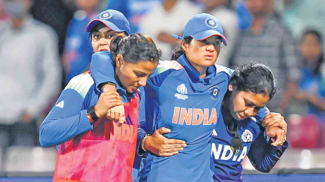 భారత్కు షాక్.. వరల్డ్కప్ నుంచి ప్రతీక ఔట్