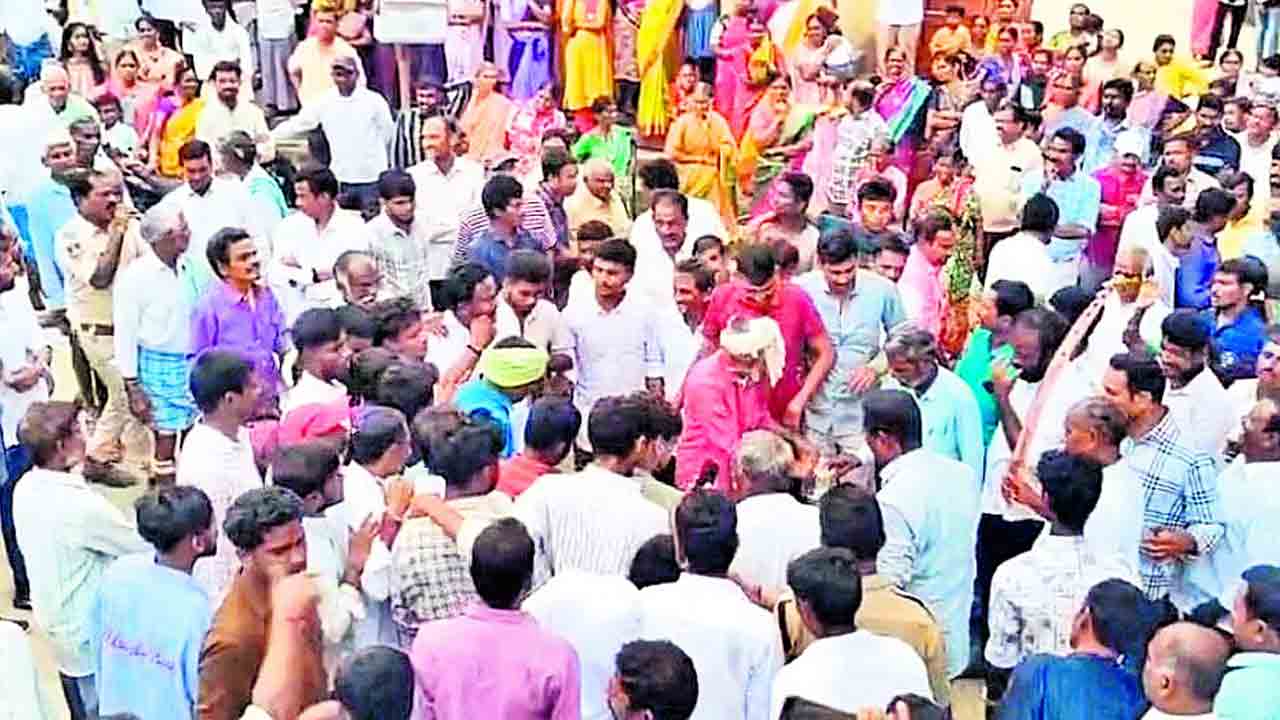 స్వామి భక్తి అహింస భుక్తి