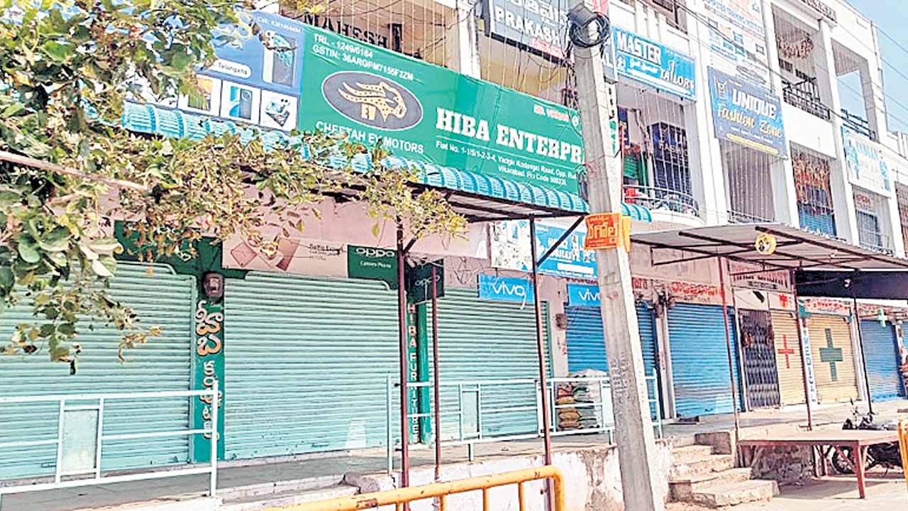 రేవంత్‌రెడ్డి వైఖరిపై కొడంగల్‌ ఫైర్‌