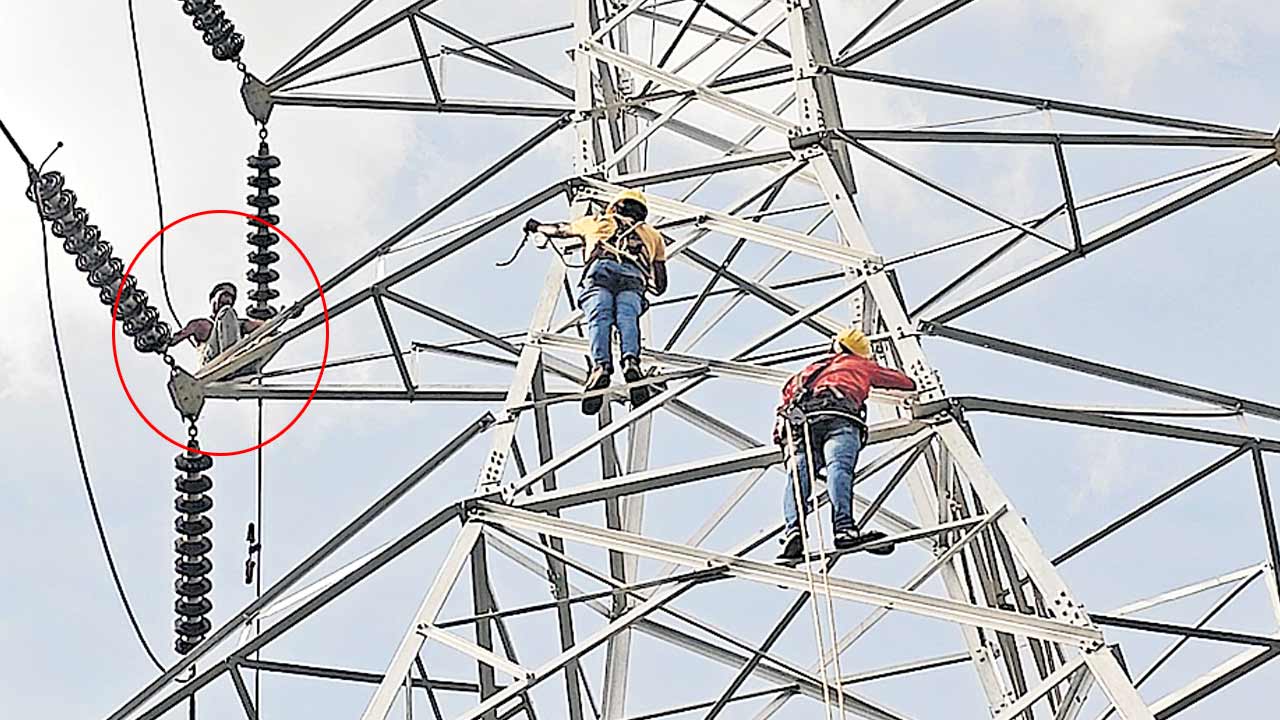 ఏడు గంటలపాటు హైటెన్షన్
