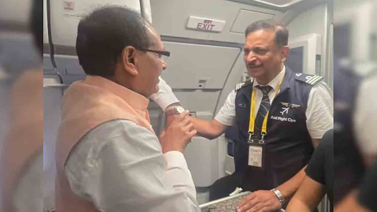 Rajiv Pratap Rudy | విమానంలో కోపైలట్‌గా బీజేపీ ఎంపీ.. కేంద్రమంత్రి చౌహాన్‌ పోస్టు వైరల్‌