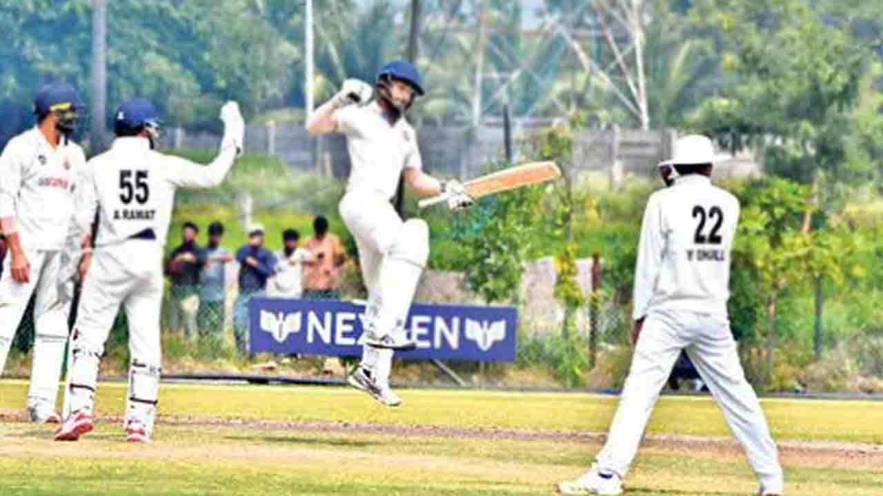 హైదరాబాద్‌ మ్యాచ్‌ డ్రా