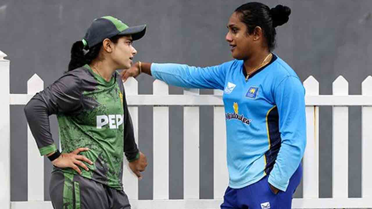 SLW vs PAKW | వర్షం అంతరాయంతో 34 ఓవర్ల మ్యాచ్‌.. ఏడు ఓవర్ల పవర్ ప్లే..!