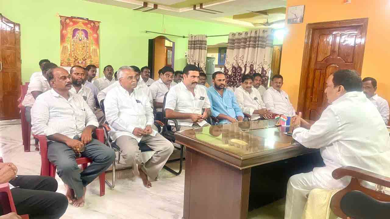 బీఆర్‌ఎస్‌ అభ్యర్థులను గెలిపించుకోవాలి