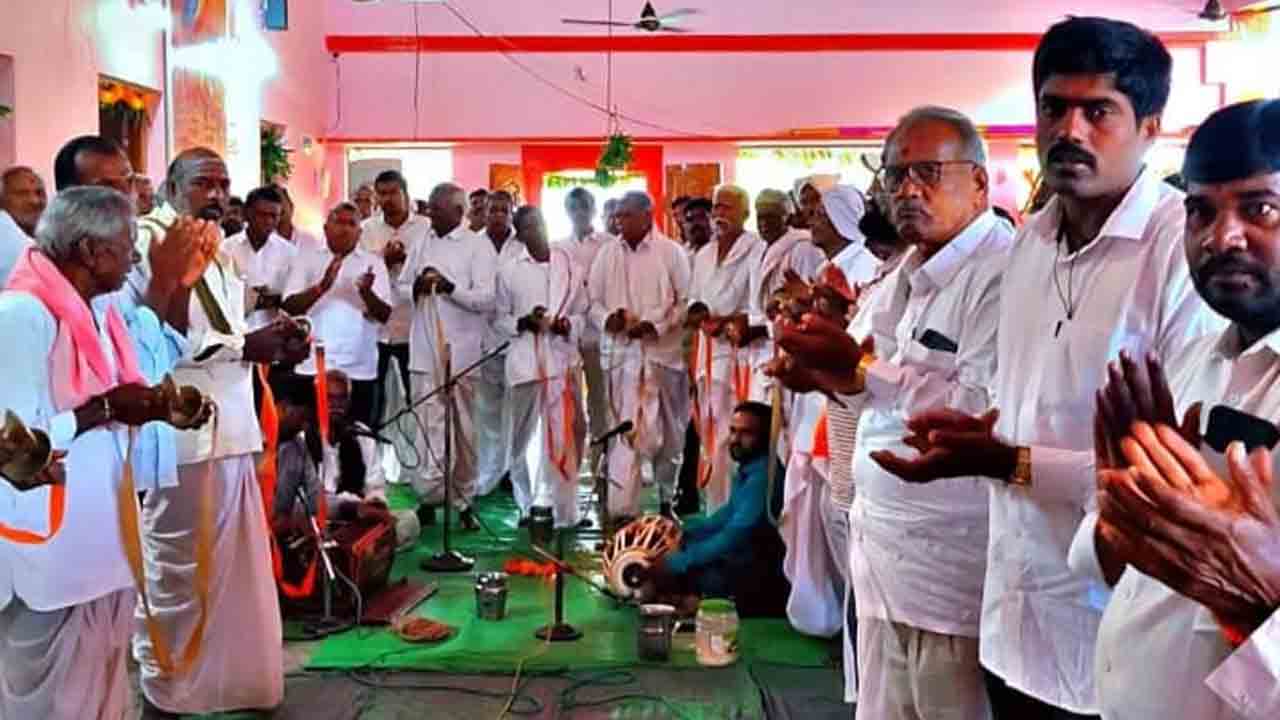 Saptaha celebrations | సప్తాహ వేడుకలు ప్రారంభం- ఏడు రోజులు పాటు ఆలయంలో కీర్తనలు