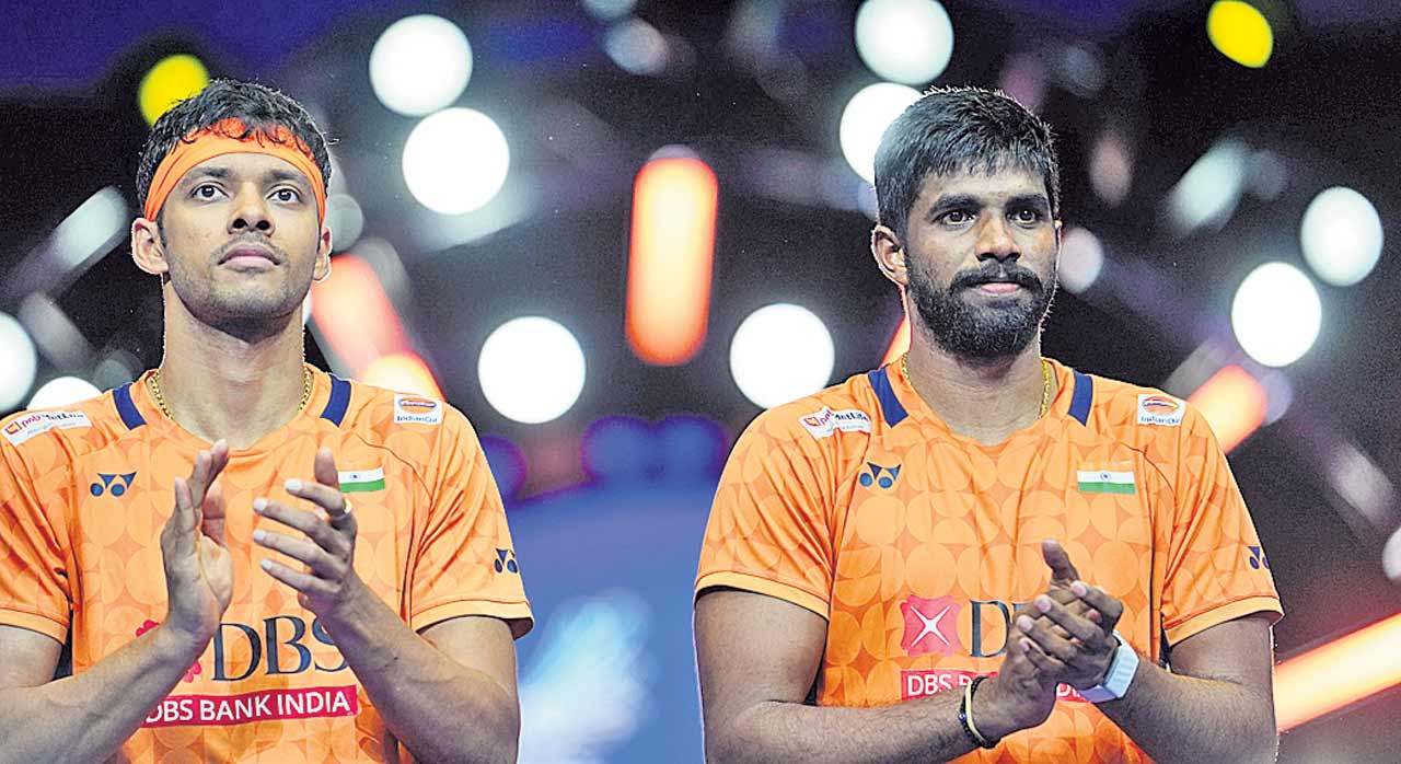 మూడో స్థానంలో సాత్విక్‌ జోడీ