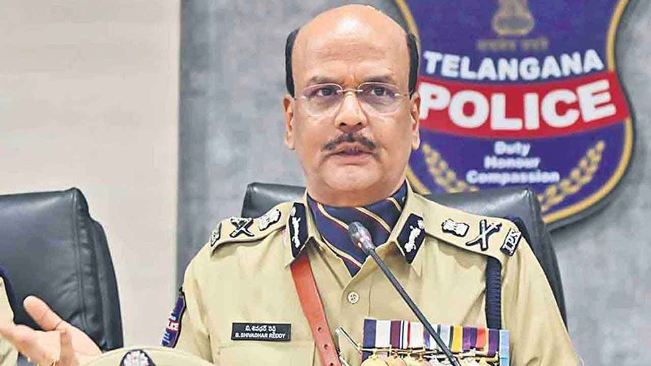 కానిస్టేబుల్‌ హత్యపై డీజీపీ సీరియస్‌