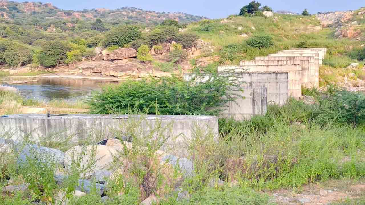 భూసేకరణ ఎప్పుడో?.. పెండింగ్‌లో సింగోటం-గోపల్‌దిన్నె కెనాల్‌