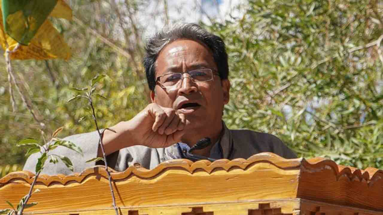 Sonam Wangchuk | సోనమ్ వాంగ్చుక్కు లభించని ఊరట.. కేంద్రానికి సుప్రీం నోటీసులు