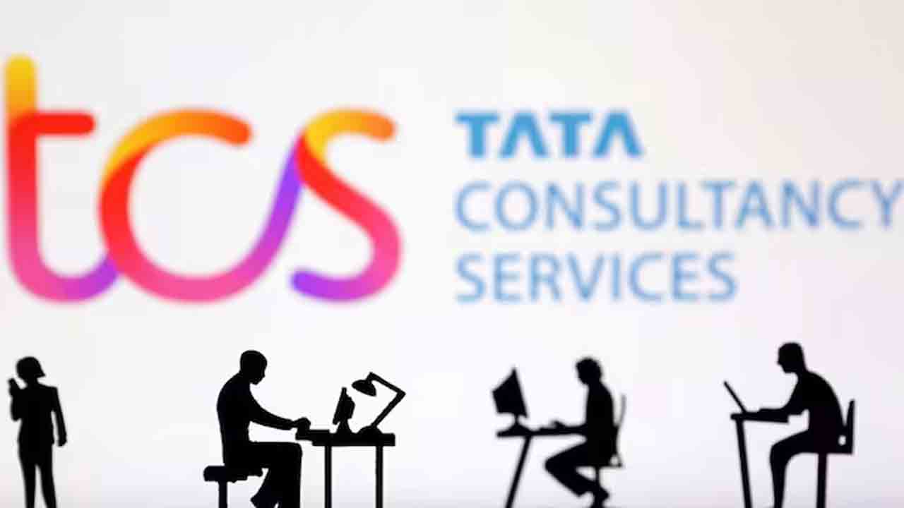 TCS | ట్రంప్‌ ఎఫెక్ట్‌.. హెచ్‌-1బీ ఉద్యోగాల విషయంలో టీసీఎస్‌ కీలక ప్రకటన