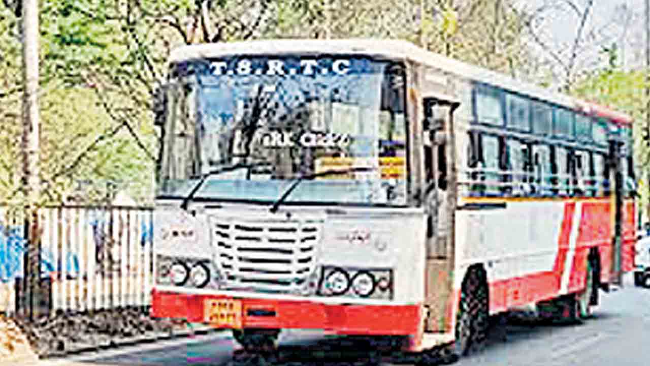 రాత్రి అయితే రాకపోకలు బంద్‌