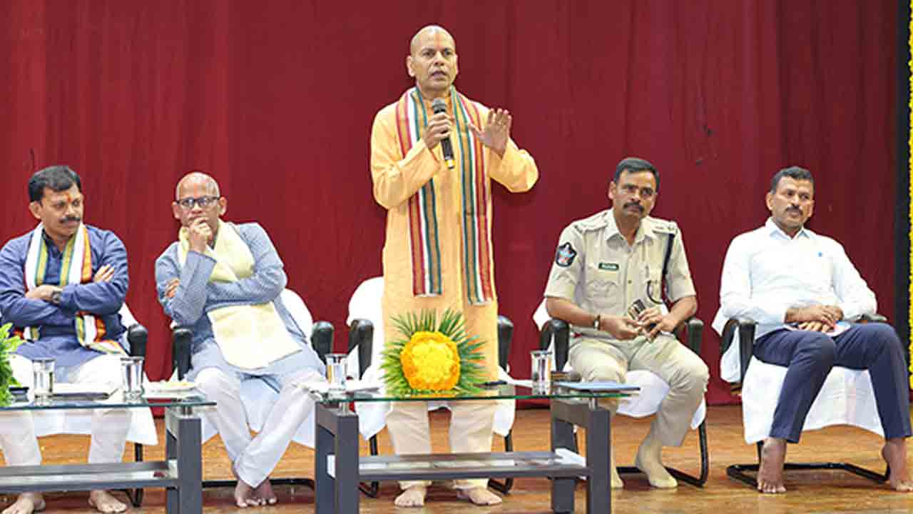 Brahmotsavams | శ్రీ పద్మావతీ అమ్మవారి బ్రహ్మోత్సవాలనూ విజయవంతం చేయాలి : టీటీడీ ఈవో