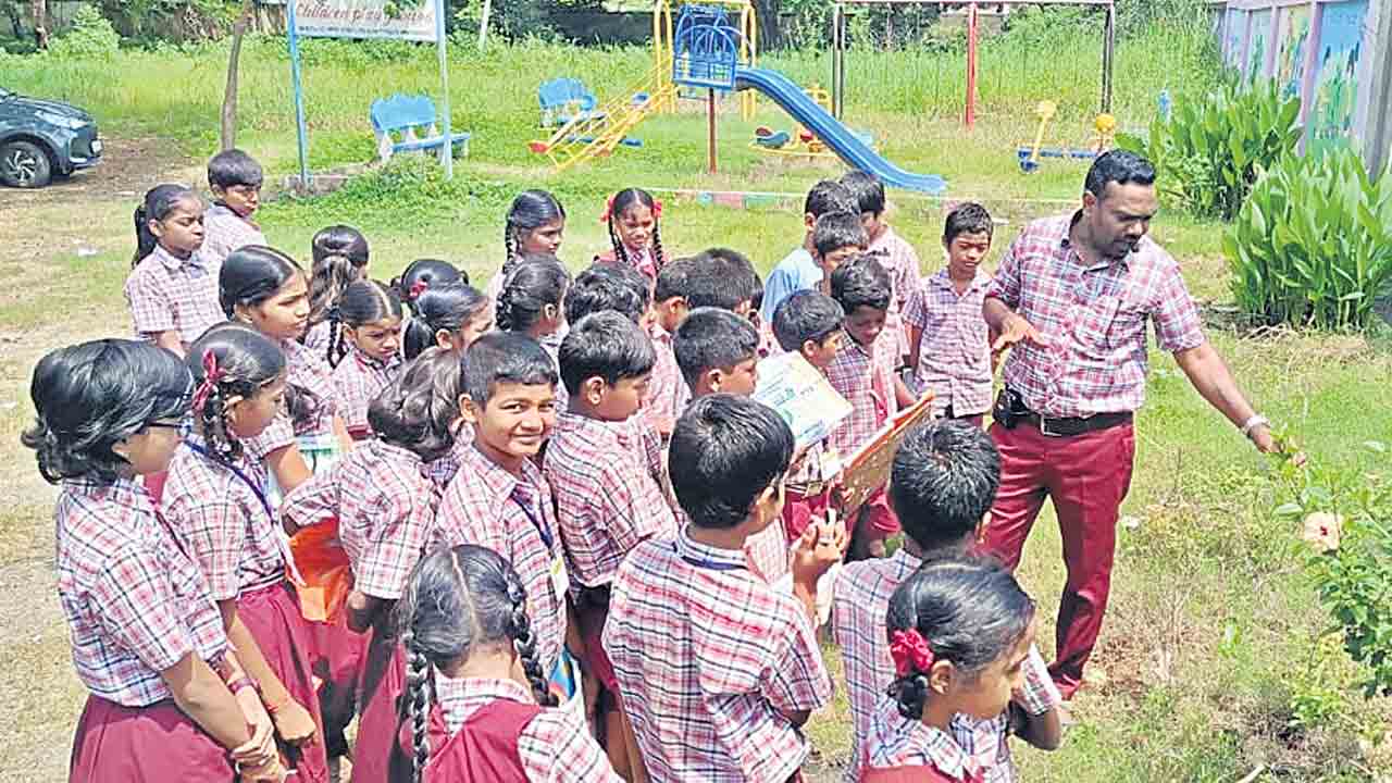 ఈ సార్‌ రూటే సపరేటూ!