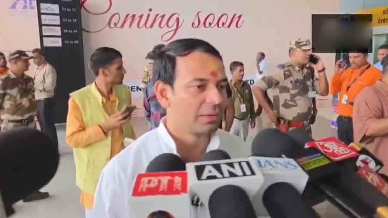 Tej Pratap Yadav | మా ప్రభుత్వం రాగానే వలసల నిలిపివేతపై దృష్టిపెడుతాం : తేజ్‌ ప్రతాప్‌ యాదవ్‌