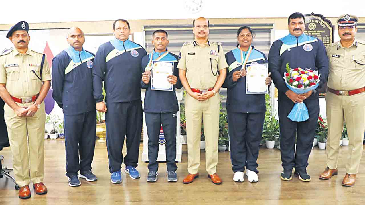 రెజ్లింగ్లో తెలంగాణ పోలీసులకు 2 కాంస్యాలు