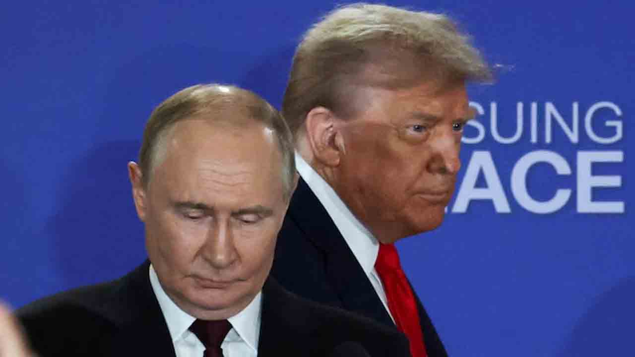 Russian oil companies | మాస్కోపై ట్రంప్‌ కఠిన చర్యలు.. రెండు అతిపెద్ద చమురు కంపెనీలపై ఆంక్షలు