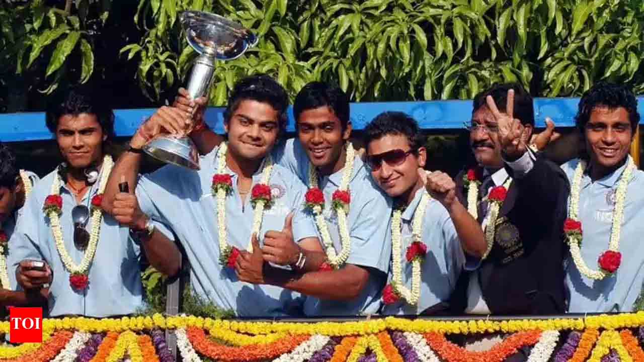 Virat Kohli | ఒకప్పుడు విరాట్‌ కోహ్లీ జట్టులో సభ్యులు.. ఇప్పుడు ఫీల్డ్‌ అంపైర్లు