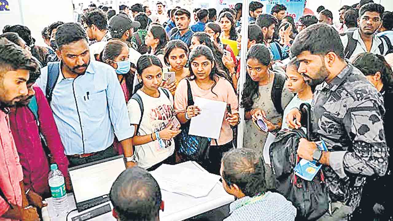 PM Modi | మోదీ పాలనలో దేశం అస్తవ్యస్తం.. పెచ్చరిల్లుతున్న నిరుద్యోగం, యువశక్తి నిర్వీర్యం