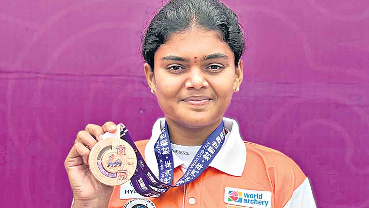 సురేఖ కొత్త చరిత్ర.. ఆర్చరీ ప్రపంచకప్‌ ఫైనల్‌లో పతకం