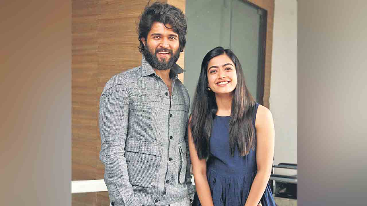 నిరాడంబరంగా నిశ్చితార్థం.. పెళ్లితో ఒకటవ్వబోతున్న విజయ్‌ దేవరకొండ, రష్మిక