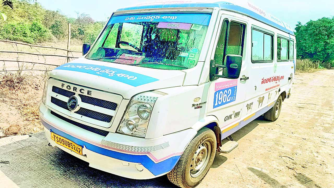 1962 ఉద్యోగుల వేతన వెతలు