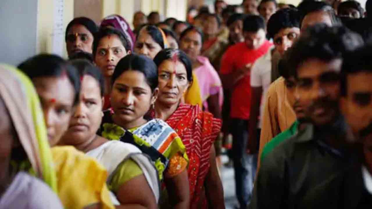 Bihar Elections | బీహార్లో తుది జాబితా నుంచి.. మహిళా ఓటర్లు రెండింతలు తొలగింపు