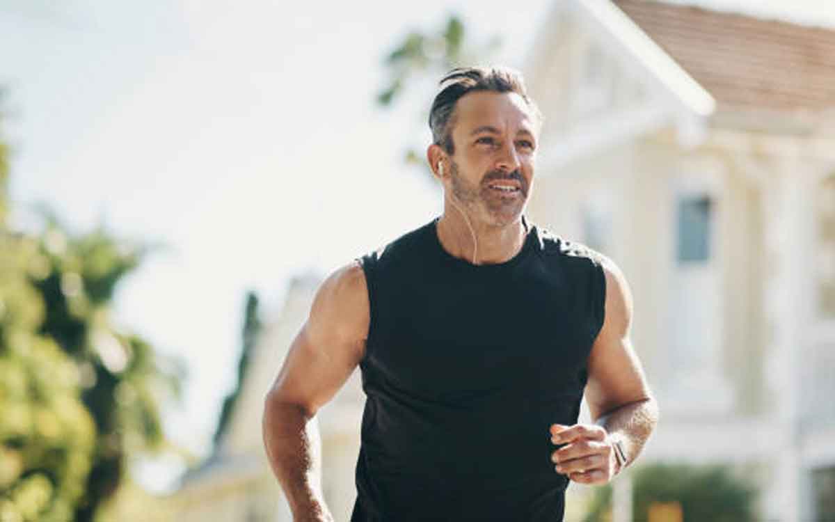 Foods To Take After 40 Years of Age | 40 ఏళ్ల‌కు పైబ‌డిన వారు కచ్చితంగా తీసుకోవాల్సిన ఆహారాలు ఇవి.. ఎందుకంటే..?