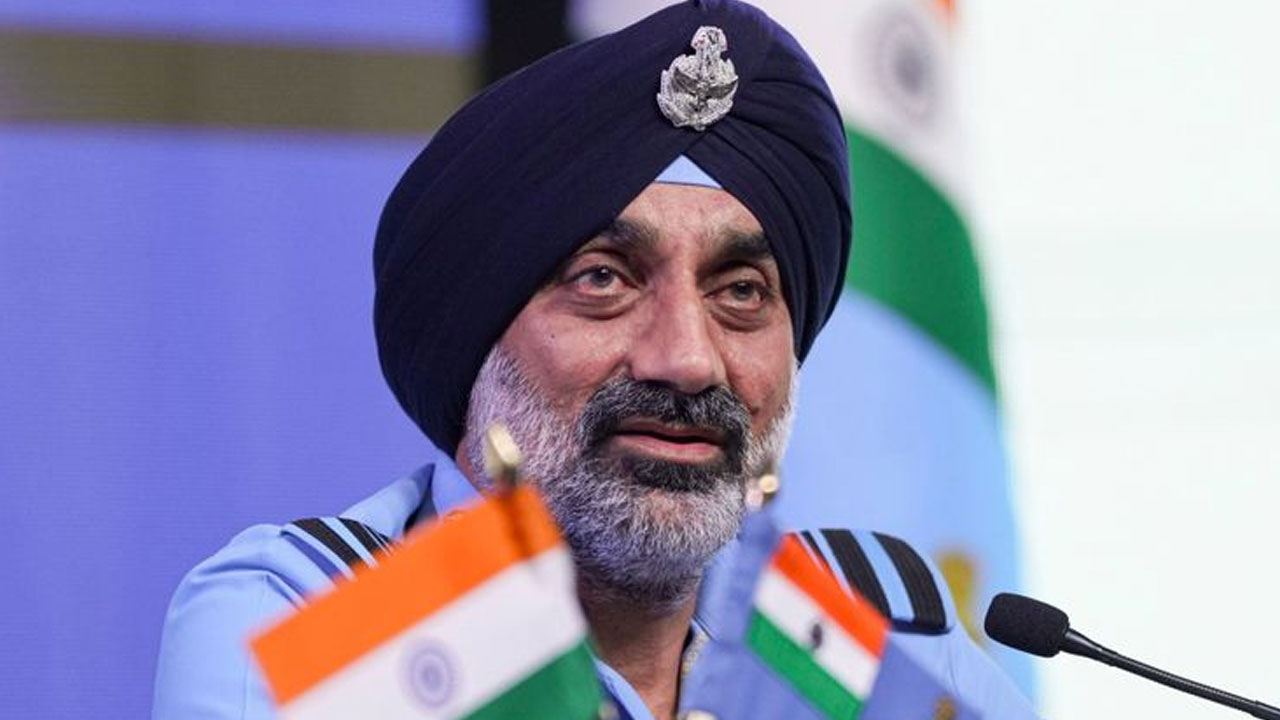 Operation Sindoor: అవ‌న్నీ అంద‌మైన క‌ట్టుక‌థ‌లు: ఎయిర్‌ఫోర్స్‌ చీఫ్ ఏపీ సింగ్‌