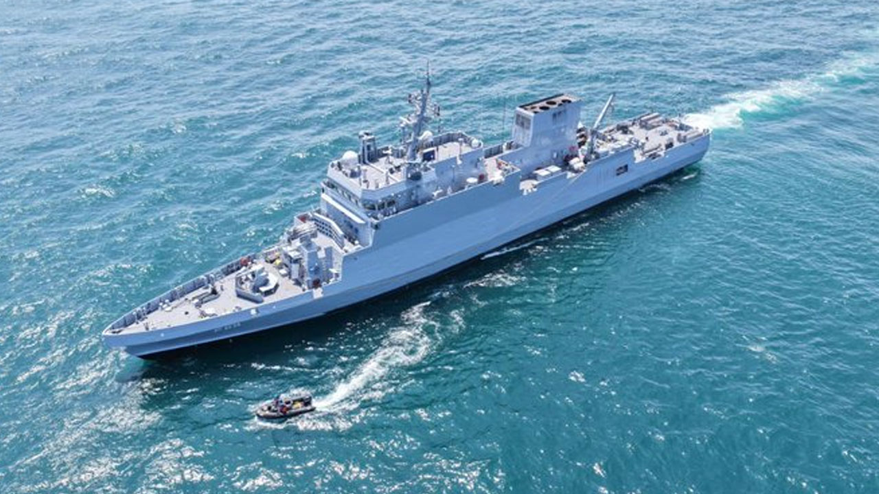 Androth: యాంటీ స‌బ్‌మెరైన్ యుద్ధ‌నౌక ఆండ్రోత్ జ‌ల‌ప్ర‌వేశం