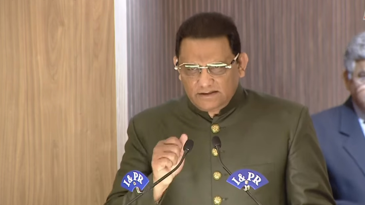 Azharuddin | మంత్రిగా ప్రమాణం చేసిన అజారుద్దీన్‌