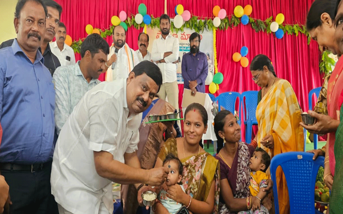 Devarakonda : పోషక మాసాన్ని సద్వినియోగం చేసుకోవాలి : ఎమ్మెల్యే బాలు నాయక్