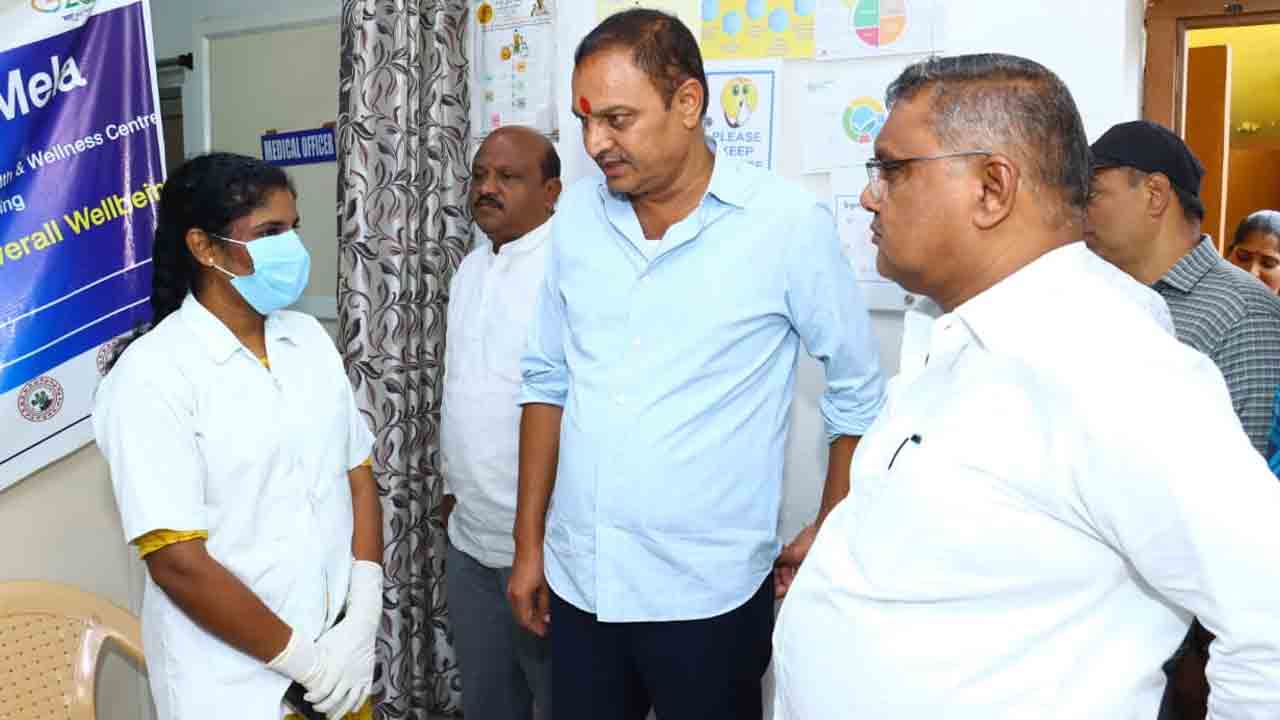 MLA Bandari | బస్తీ దవాఖానను అకస్మిక తనిఖీ చేసిన ఎమ్మెల్యే బండారి లక్ష్మారెడ్డి