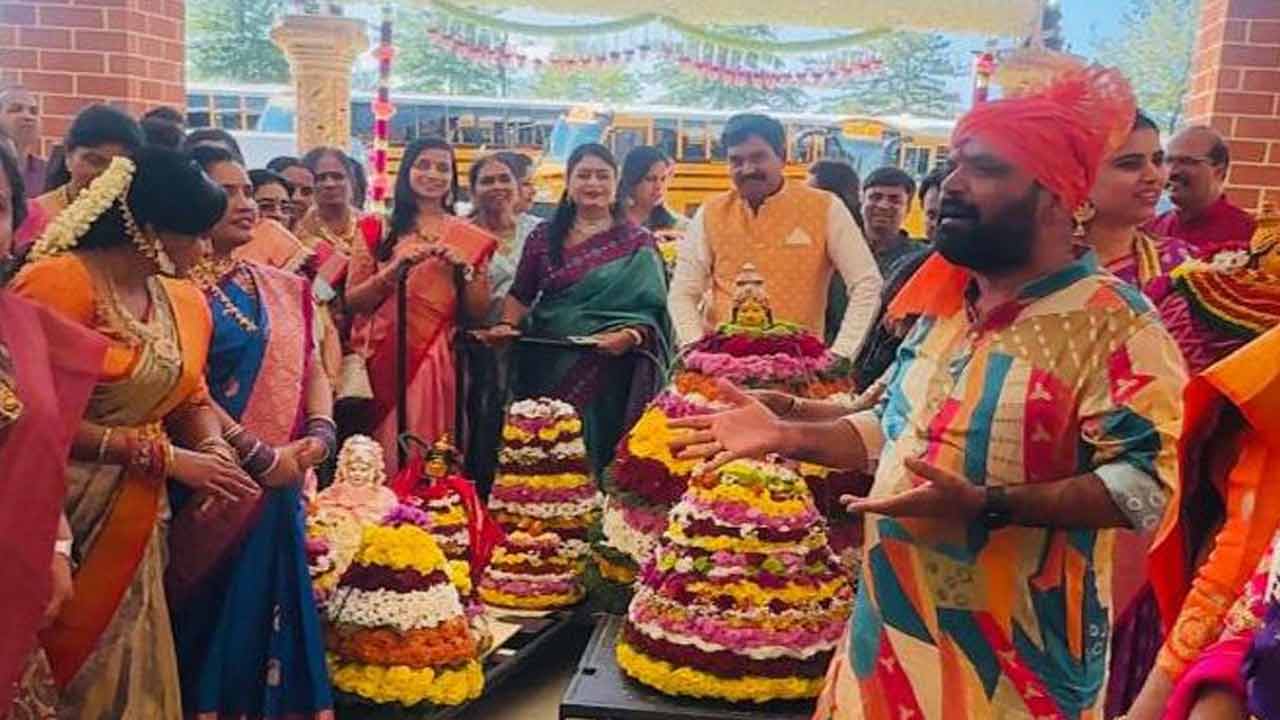 Bathukamma Dc3