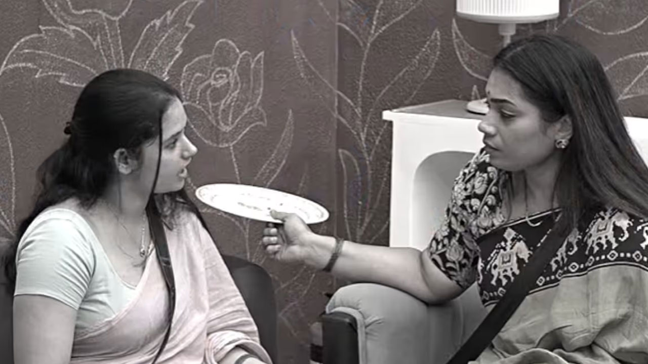 Bigg Boss 9 | బిగ్ బాస్ లో వైల్డ్ కార్డ్ ఎంట్రీస్ హీట్‌… రమ్య గాసిప్స్‌పై నాగ్ ఫోకస్‌!