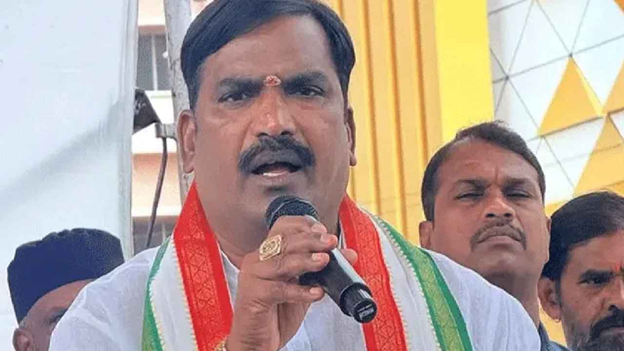 Beerla Ilaiah | రెండేండ్లలో 200 కోట్ల అక్రమాస్తులు! ఎమ్మెల్యే బీర్ల అయిలయ్యపై ఏసీబీ, ఐటీకి ఫిర్యాదు