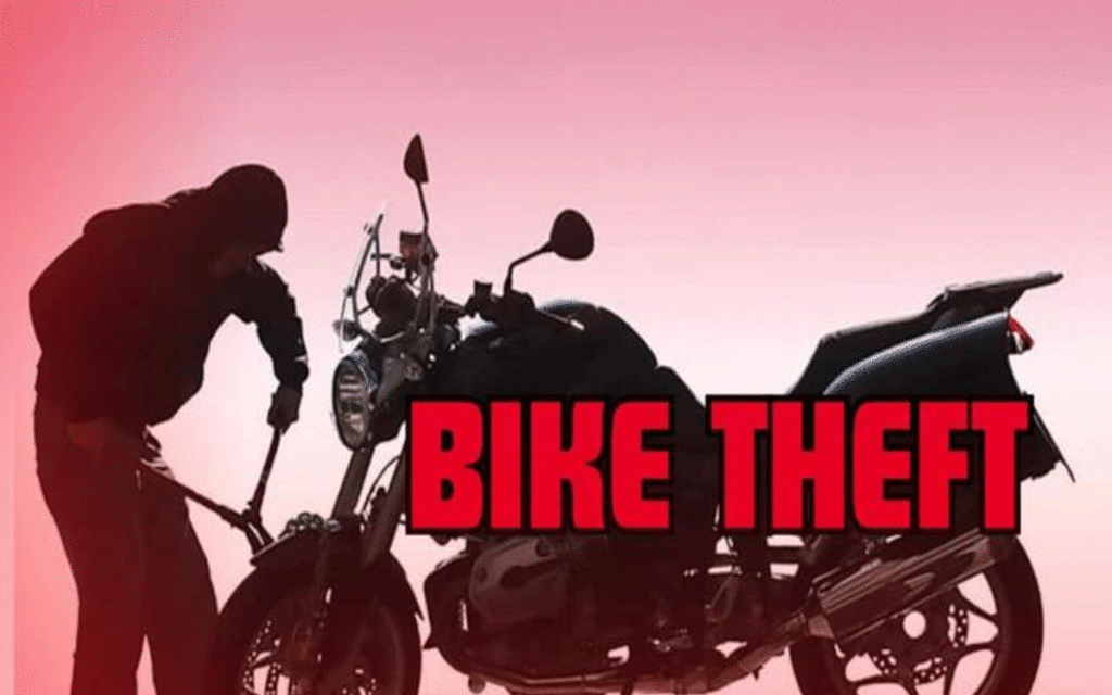 Karepally : షాపు ముందు పెట్టిన మోటర్‌ సైకిల్‌ మాయం