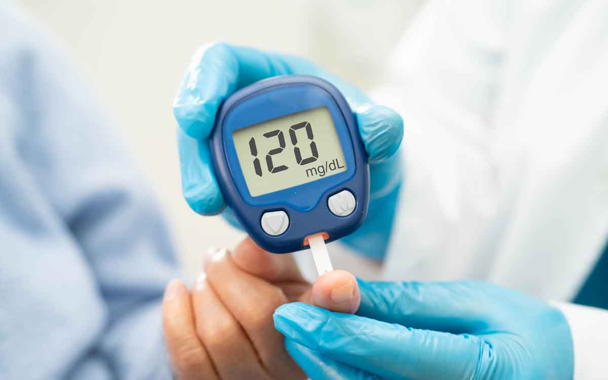 Blood Sugar Levels | షుగర్ లెవల్స్ను అద్భుతంగా తగ్గించే ఆయుర్వేద చిట్కాలు.. రోజూ వీటిని పాటించండి..!