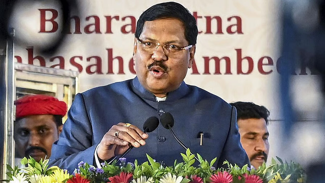 Attorney General: సీజేఐపై షూ విసిరేసిన కేసులో.. అడ్వ‌కేట్ రాకేశ్‌పై చ‌ర్య‌ల‌కు అటార్నీ జ‌న‌ర‌ల్ స‌మ్మ‌తి