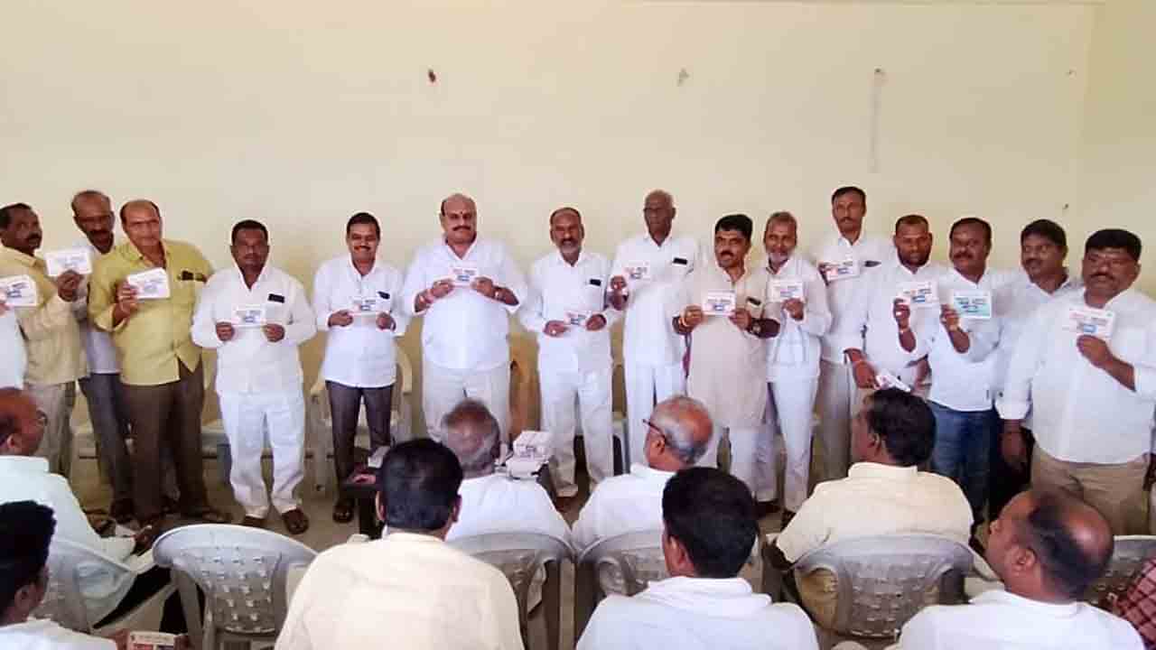 Congress | కాంగ్రెస్ వైఫల్యాలను ఎండగట్టేందుకే బాకీ కార్డుల పంపిణీ : తిరుపతిరెడ్డి