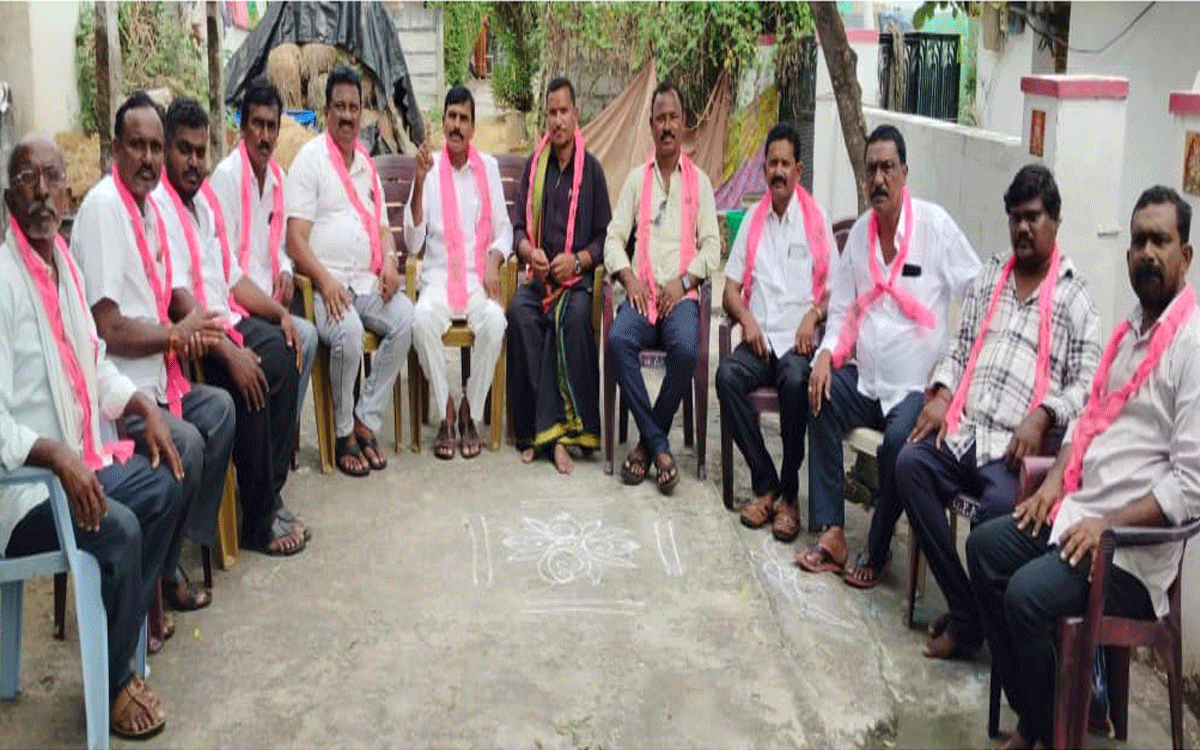 Anantagiri : ధాన్యం కొనుగోలు కేంద్రాల్లో వసతులు కల్పించాలి : భూపాల్ రెడ్డి