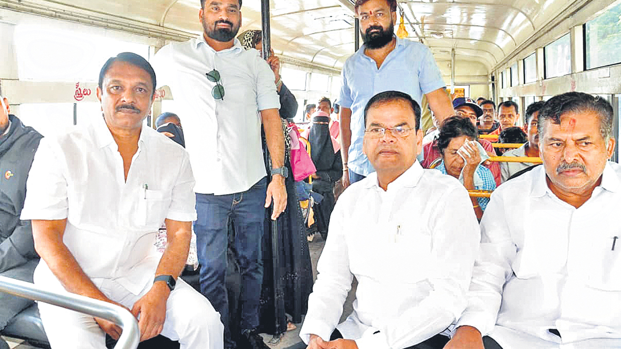 బస్సు చార్జీలు తగ్గించాల్సిందే.. పెంచిన ధరలతో సామాన్యుడిపై భారం